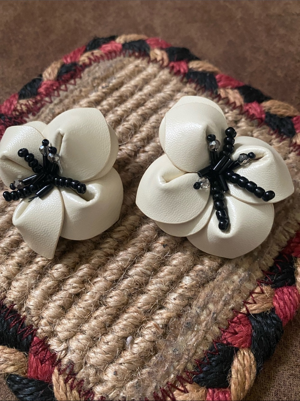 Cream Floral Leather Pierced Earrings with Black Beading in Center